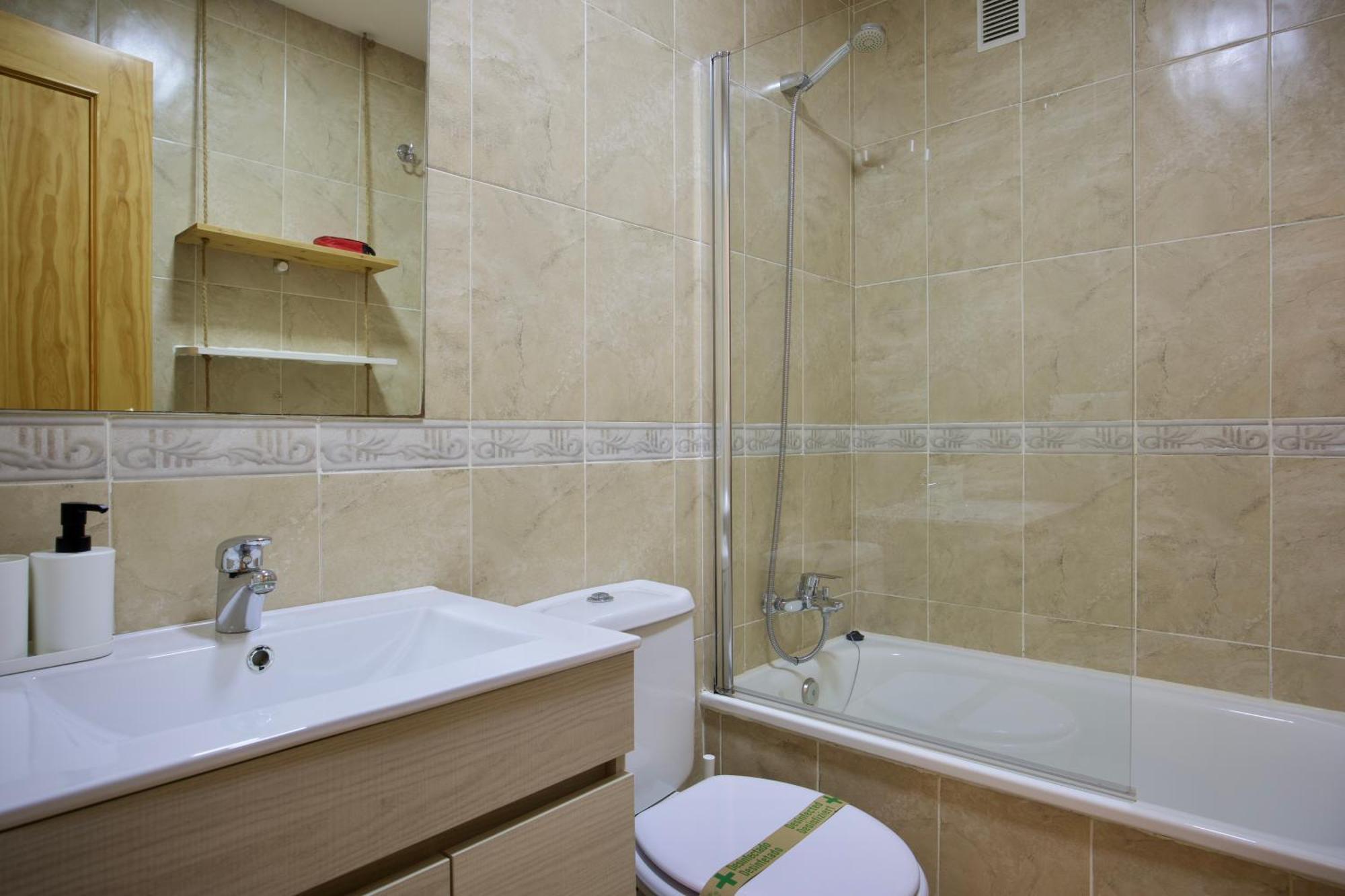 Bonito Apartamento Cerca De La Playa De تورّوكس كوستا المظهر الخارجي الصورة