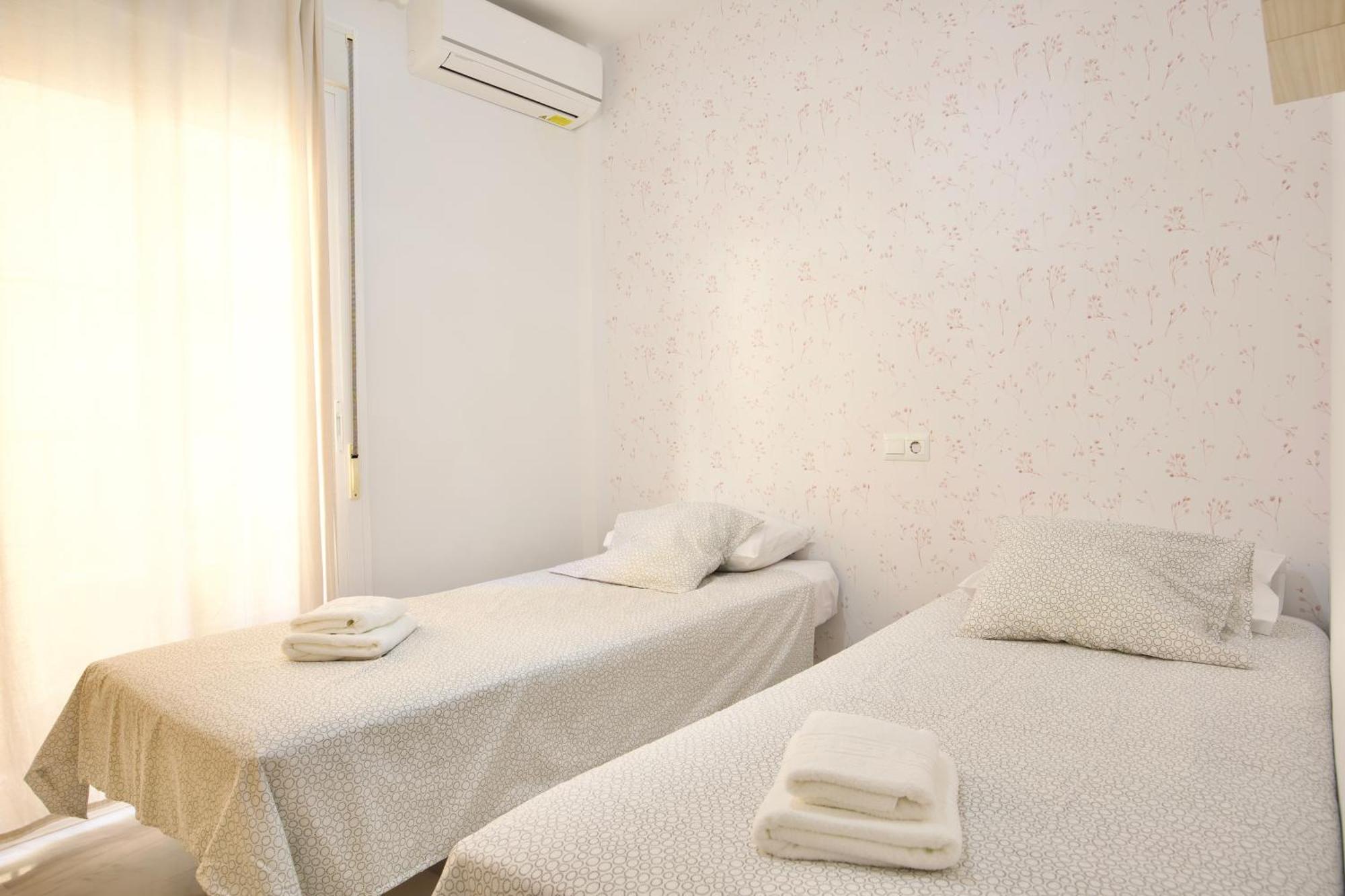 Bonito Apartamento Cerca De La Playa De تورّوكس كوستا المظهر الخارجي الصورة